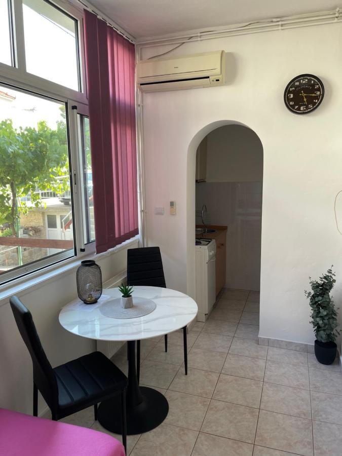 Apartmani Frane Tribunj  Exterior photo